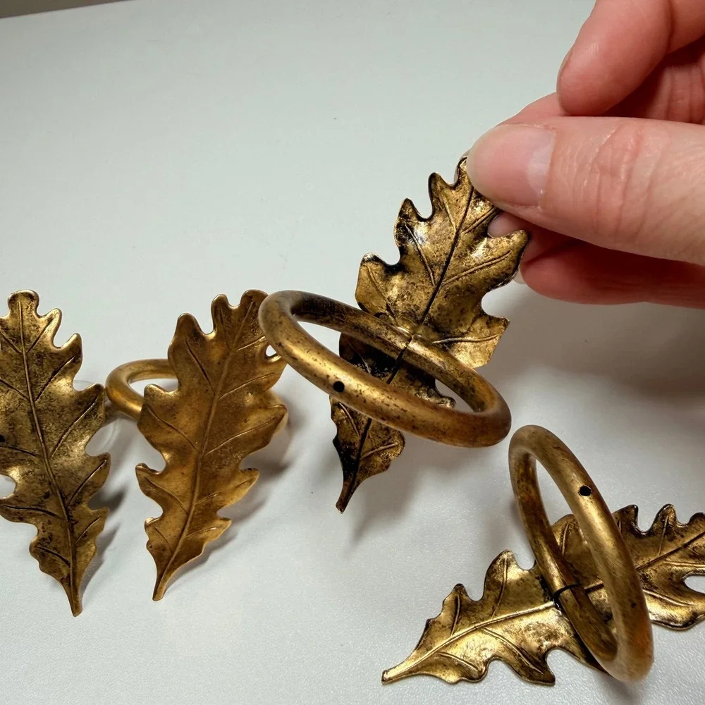Set of 4 Antique Gold Oak Leaf Napkin Rings Rustic Fall Thanksgiving Decor Metal
